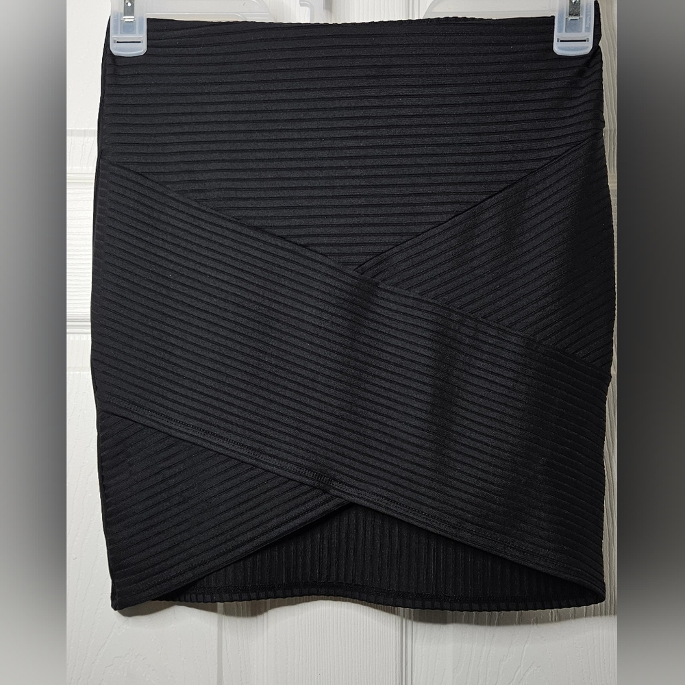 H&M Divided Asymmetrical Mini Skirt